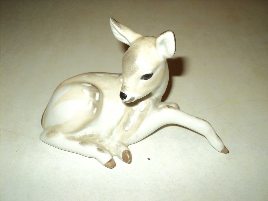 Фигурка Олененок фарфор ДФЗ Made in USSR.