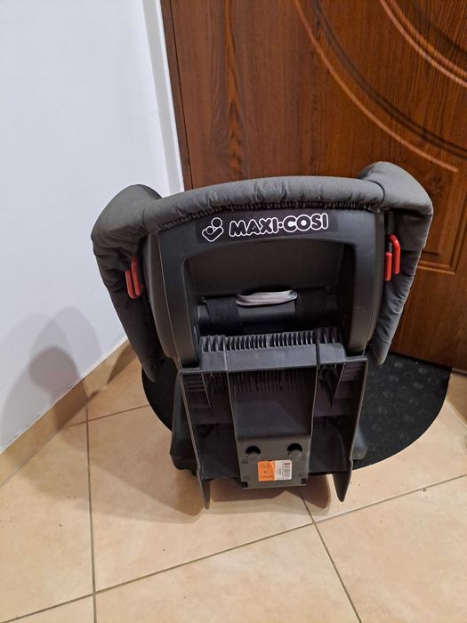 Fotelik samochodowy dziecięcy Maxi-Cosi Priori