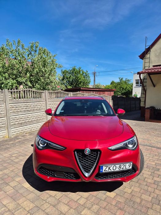 Alfa Romeo Stelvio Alfa Romeo Stelvio First Edition Q4 2.0 Turbo, benzyna 280KM, I właści