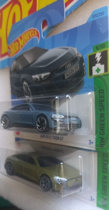 Conjunto 2 Audi RS E-tron GT