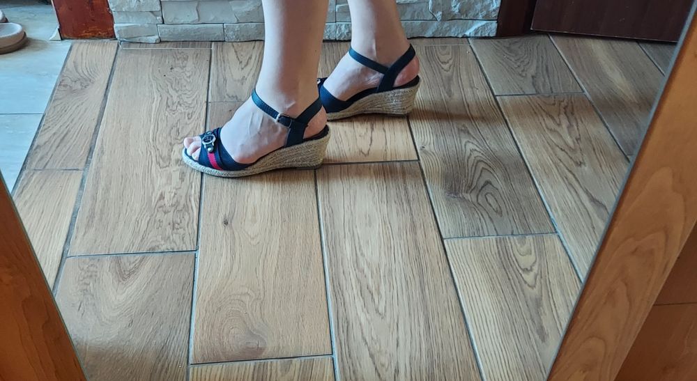 Sandały  buty tom tailor 37 mały koturn