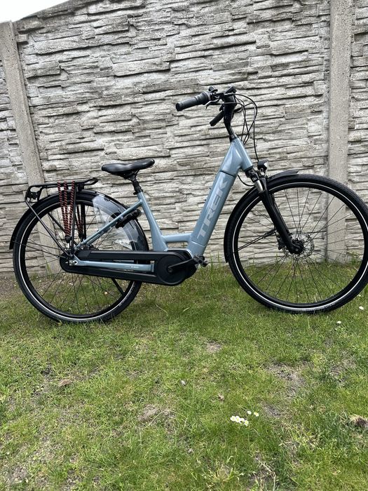 Trek District +3 47cm. Dla niskiej osoby Elektryczy Bosch stan bardzo dobry do jazdy taki jak Gazelle Batavus Kalkhof Cube Sparta Koga