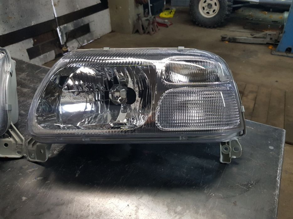 lampy lampa nowe reflektor przód suzuki grand vitara I