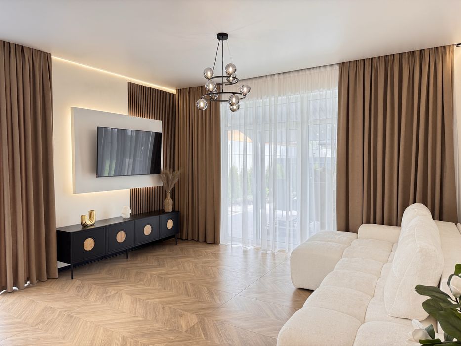 Аренда дома с басейном в Гатном, в котеджном городке! 15 мин Теремки