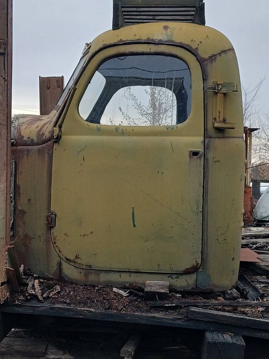 Продам кабіну Зіл 157