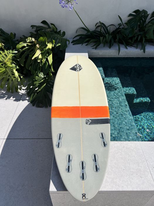 Prancha surf JR Jason Rodd 6”1 27,6L
