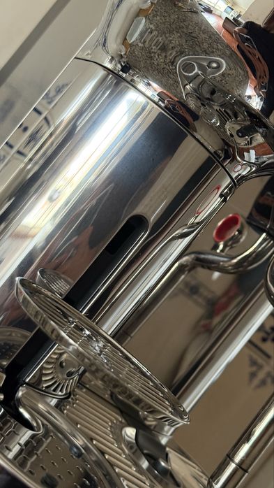 Máquina De Café Nespresso Vertuo Creatista Stainless Steel Sage