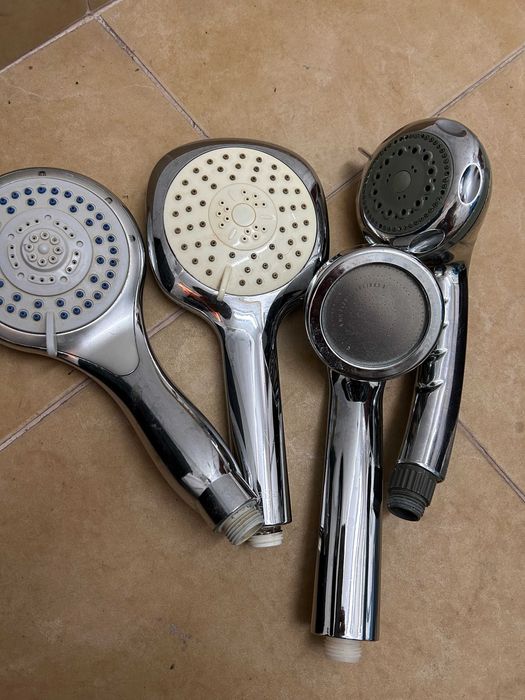 Lot of 4 Shower Heads64739844575235120
