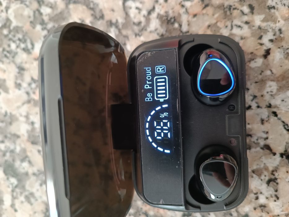 Phones bluetooth Novos com caixa power bank. Preco FINAL