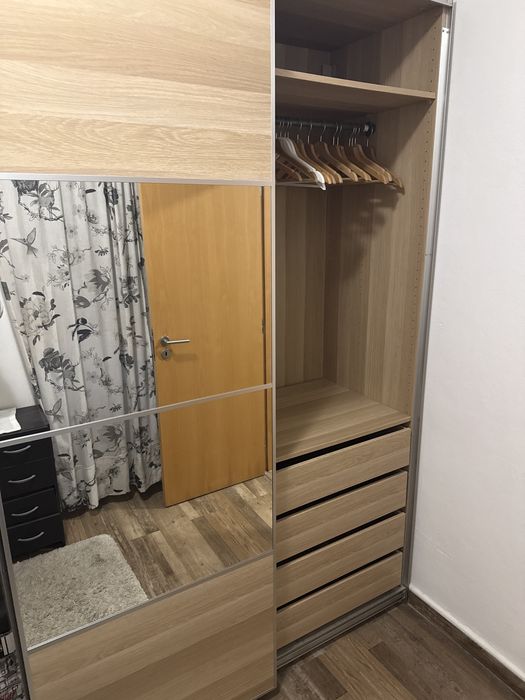 Armario Ikea em bom estado