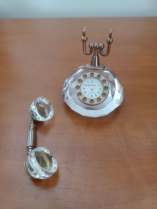 Relógio decorativo em cristal