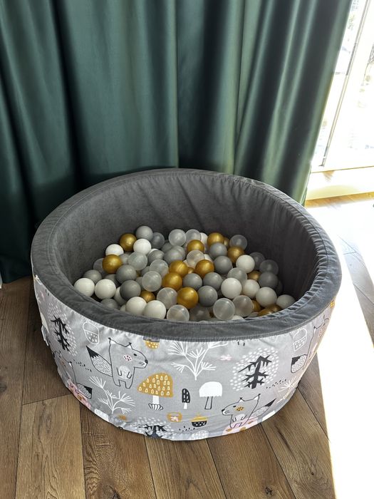 Сухий басейн дитячий