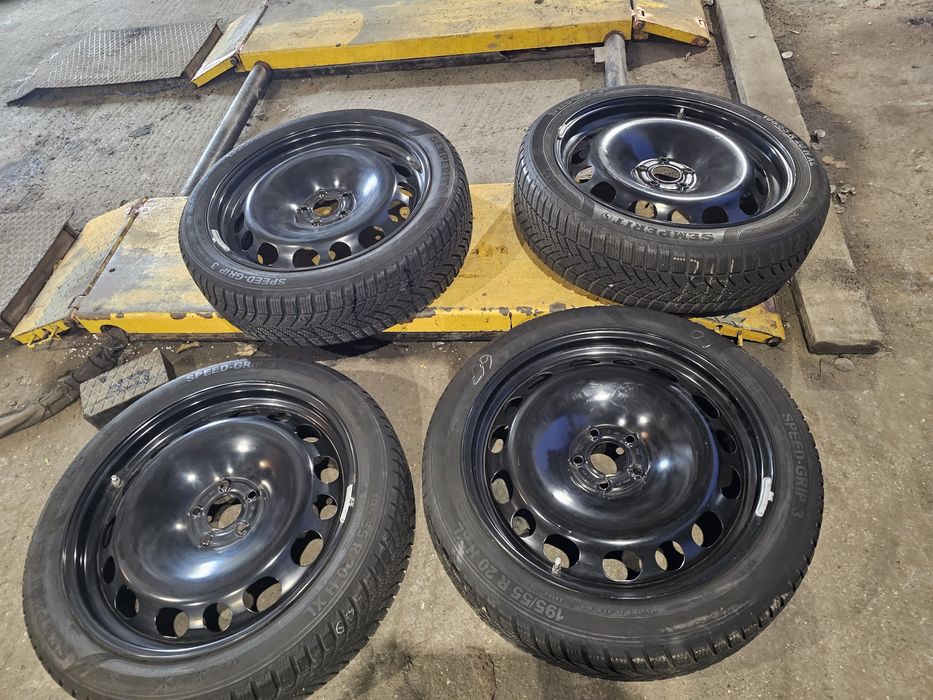 Koła Zimowe Renault Scenic IV-R20 5x114.3-Semperit 8mm+ Czujniki