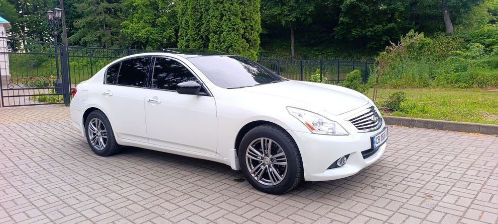 Продам Infiniti g 25X