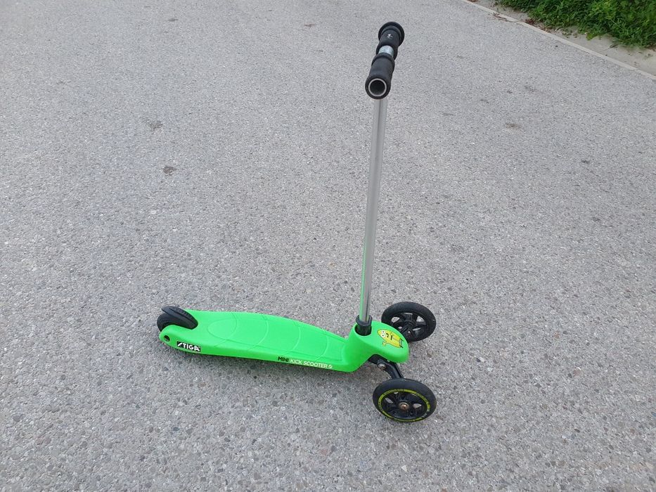 Hulajnoga trójkołowa