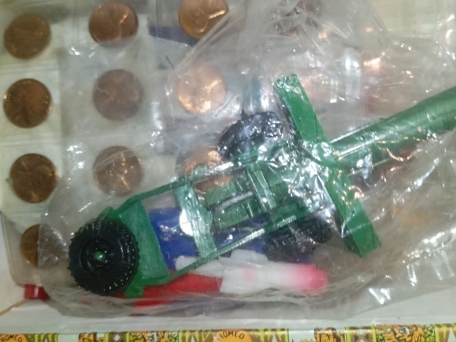 LEGO Tank Toy – I Thought It Was LEGO