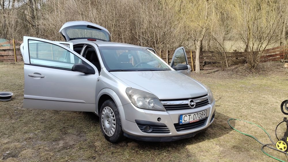 Opel Astra 1,6 2006r