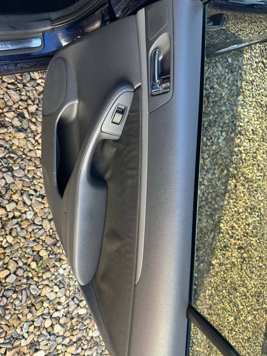 Надійна і гарна машина