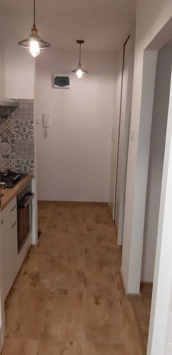 Kawalerka Azory 28 m² — umeblowana, dobra komunikacja