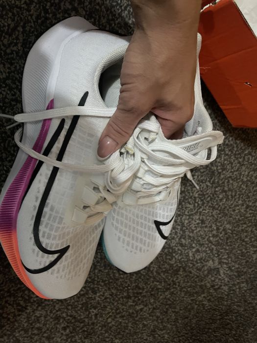 Продам кроси фірмові