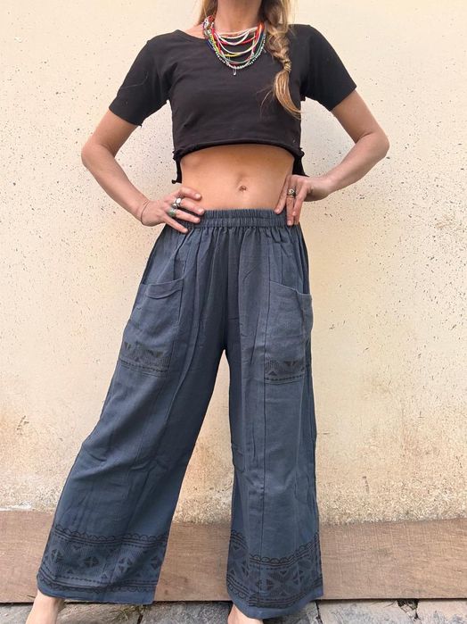 Spodnie etno z szerokimi nogawkami