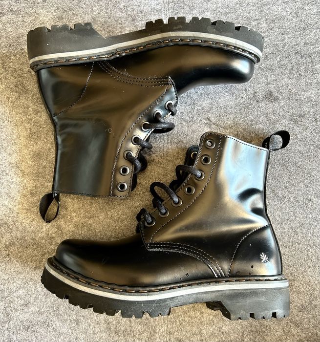Botas de Pele Pretas (portes incluídos)