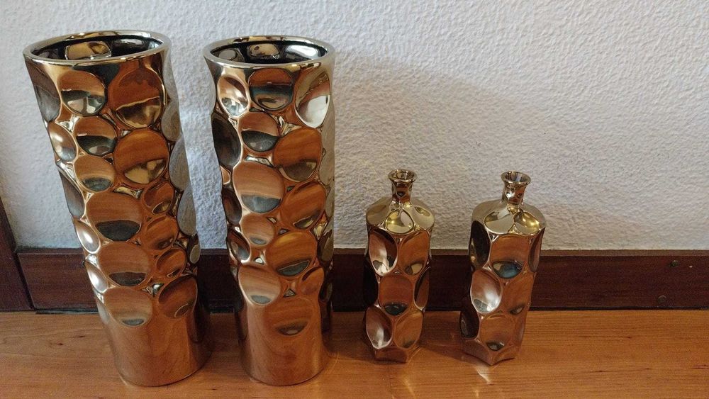 Conjunto de Jarras Douradas64585555593730127