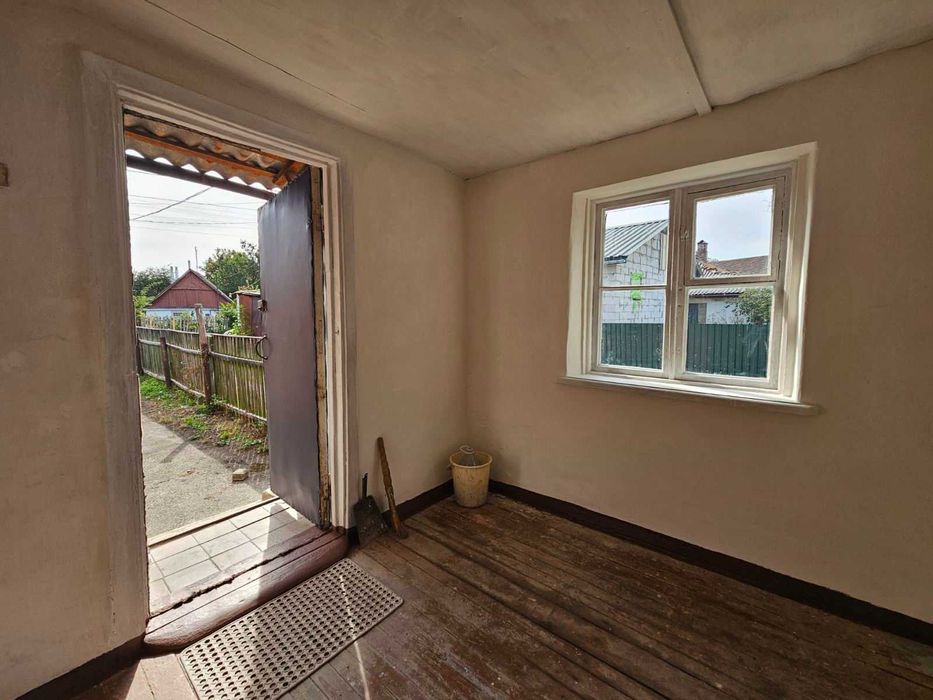 Продаємо частину будинку на Крошні