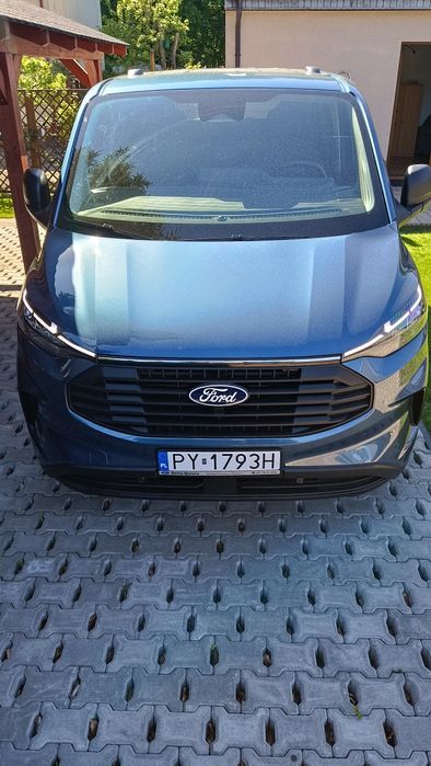 Wynajem wypożyczalnia busów Ford Transit Custom Automat