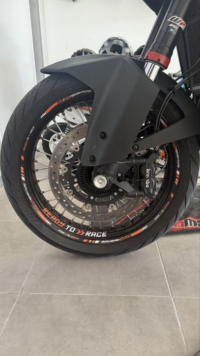 Conjunto rodas raiadas KTM