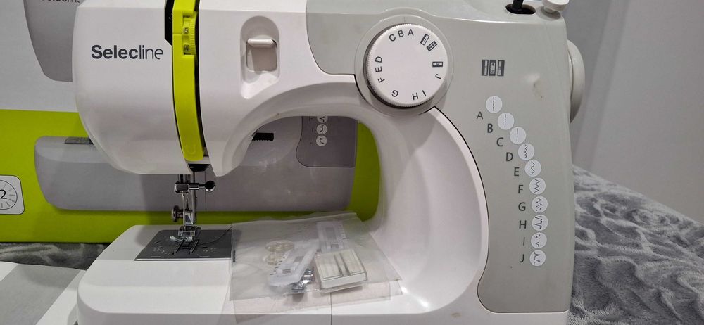 Vendo maquina de custura da Selecline