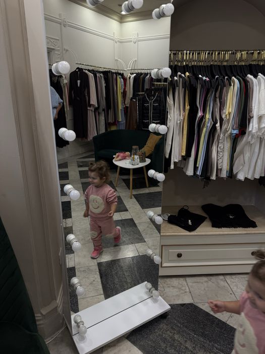 Продам зеркало с подсветкой