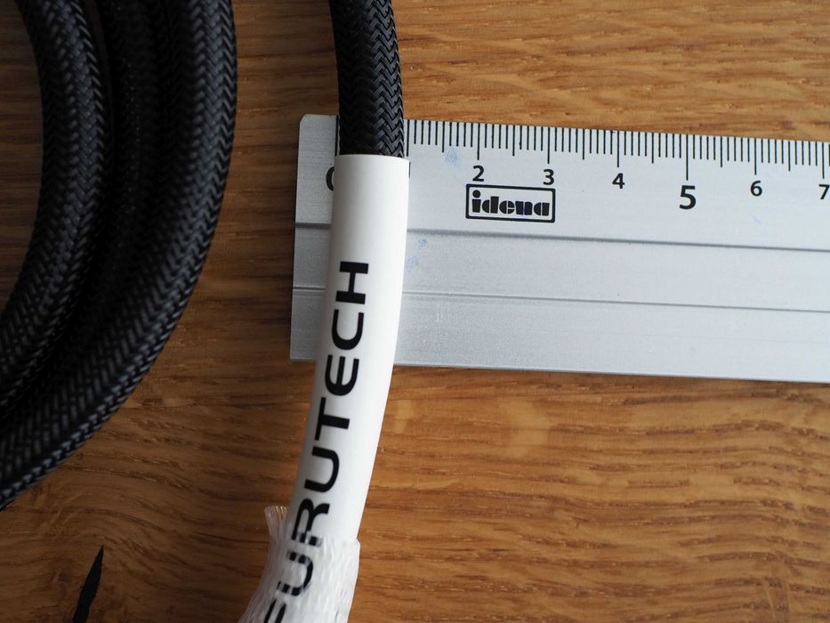 Kabel RCA Furutech Alpha Series | 0,75m | Miedź OCC | Solidny ekran