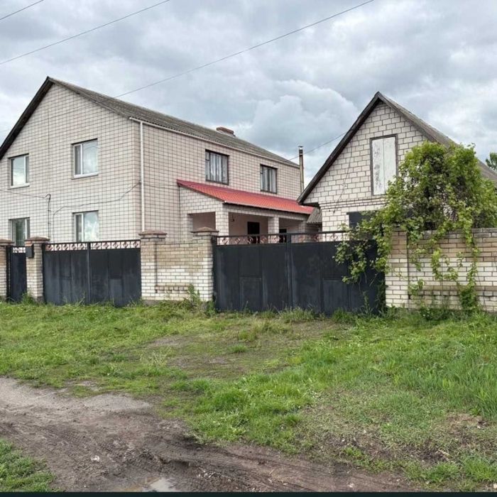 Продається будинок в Гнівані