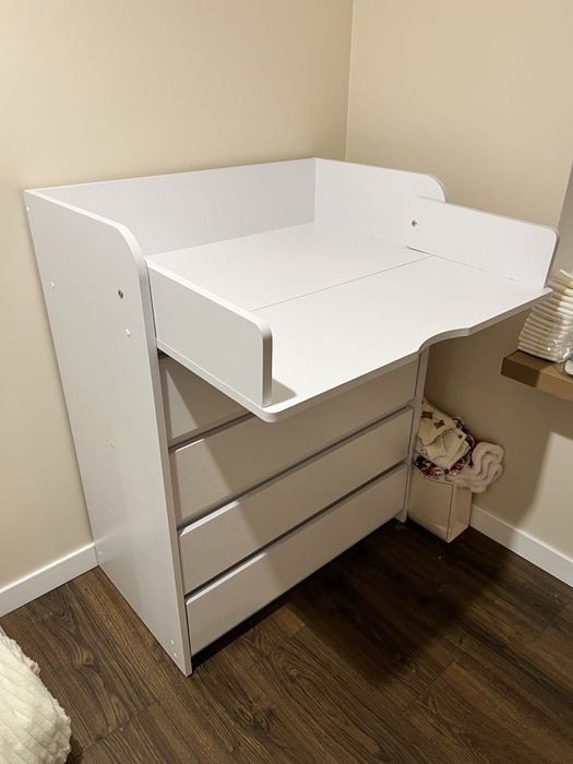 Пеленальний комод