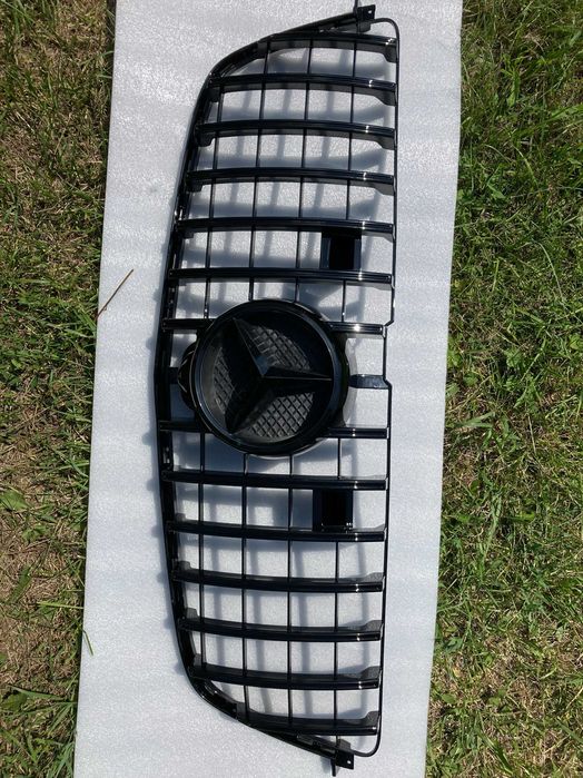 Решетка радиатора mercedes GL X166 2012-2015год. GT All Black & Chrome Black