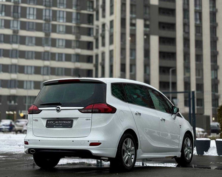 Opel Zafira Tourer OPC-line