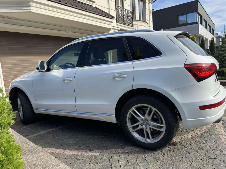 Продається автомобіль Q5