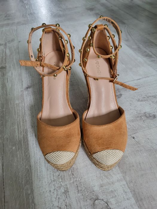 Espadryle na koturnie rozm 36 DeeZee