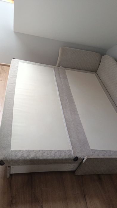 Pilnie sprzedania tapczan młodzieżowy