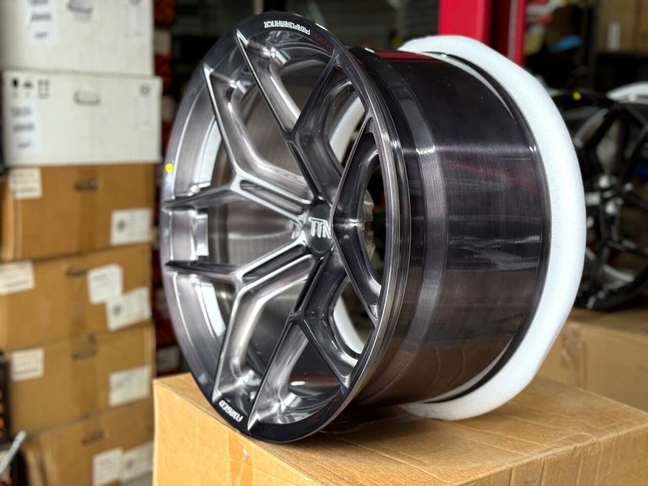 Великий Виліт Ковані Різнош R20 5x120 BMW X3 X5 X6 E53 E70 E71 F15 F16