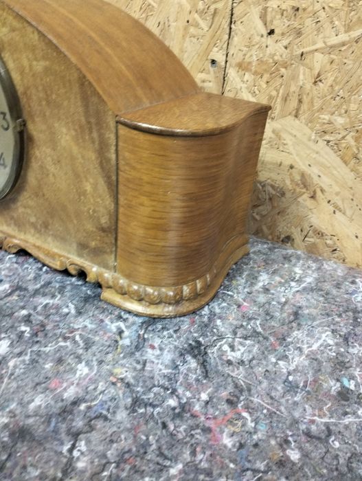 Stary zegar bufetowy