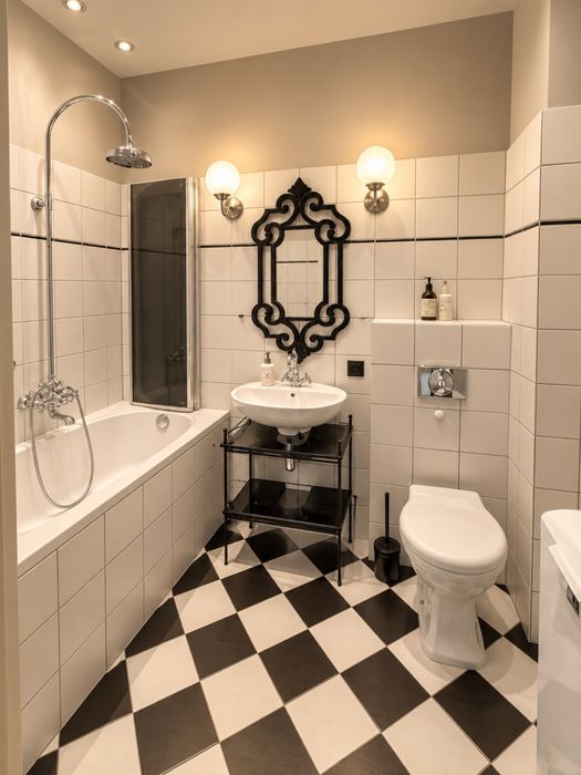 Centrum Ul. Tylna - apartament 68 m2 z Loggią - 3 pokoje umeblowane, po malowaniu, gotowe do wprowadzenia.