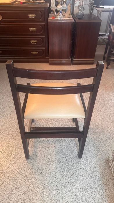 Mesa extensível + 6 cadeiras