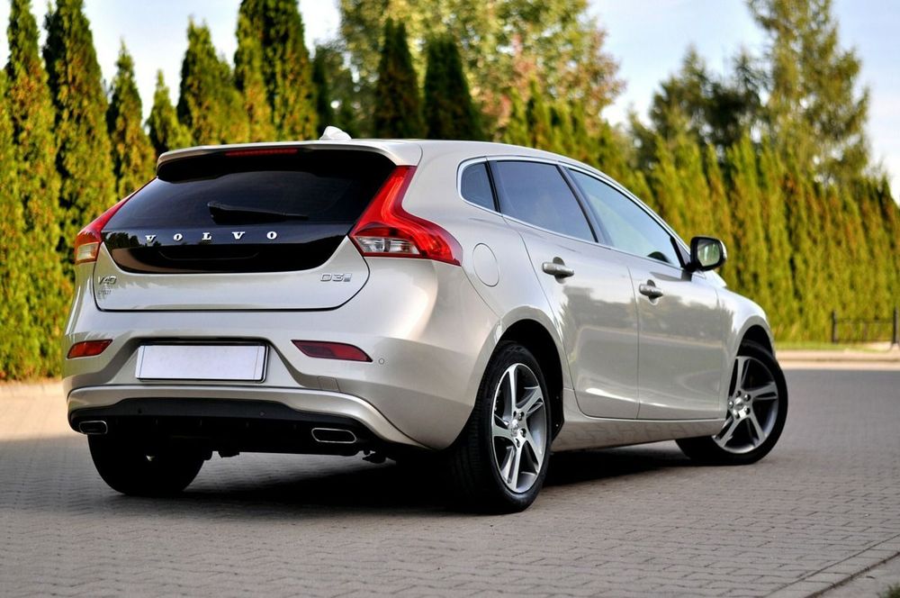 Volvo V40 2.0 D3 150 KM Lift Inscription Full Led Radar Navi Skóra  Full Opcja