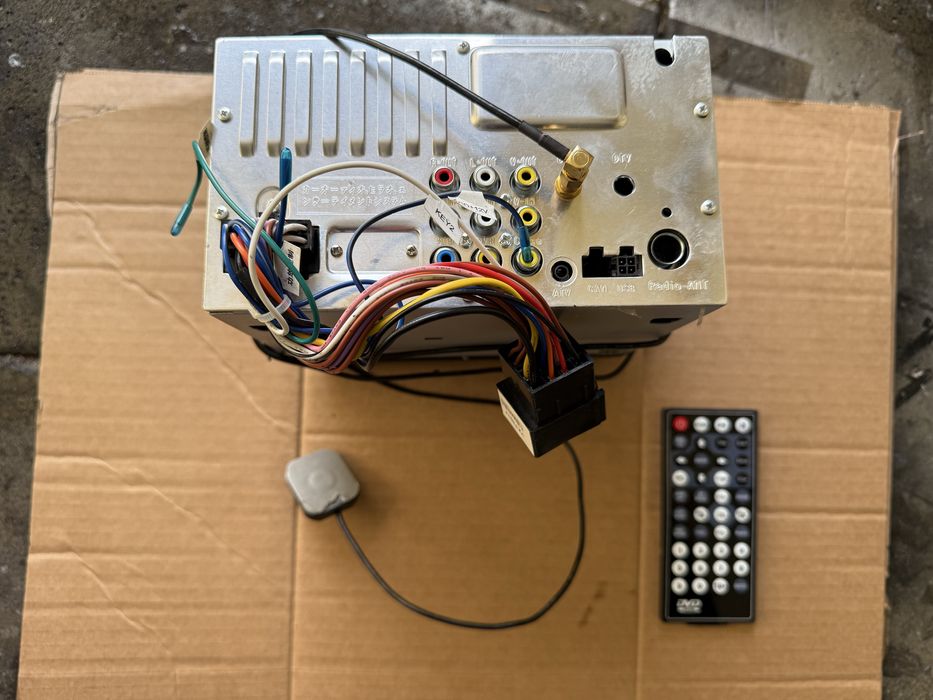 Radio z pilotem - sprawne