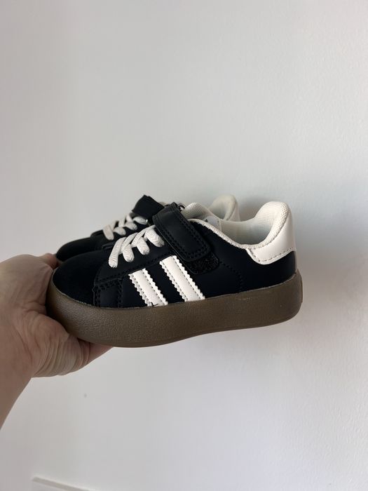 Кросівки для хлопчика розмір 28-18см,31-19,5см. Розпродаж!!!