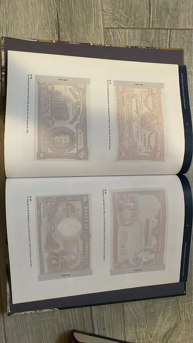 Livro numismatica em bom estado