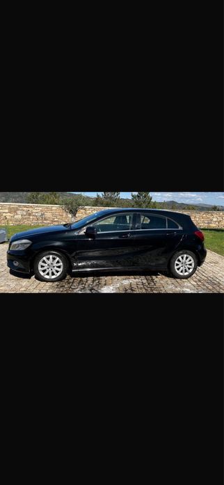 Mercedes-Benz A180