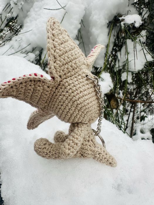 Stranger Things Demogorgon na szydełku breloczek